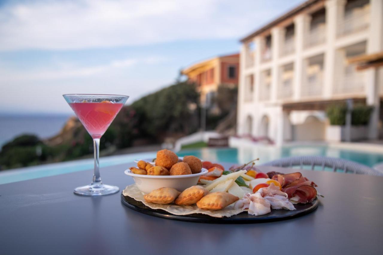 Hotel Moresco Santa Teresa Gallura Kültér fotó